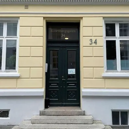 Nydelig Toppleilighet Med Terrasse Midt I Sentrum Apartment *