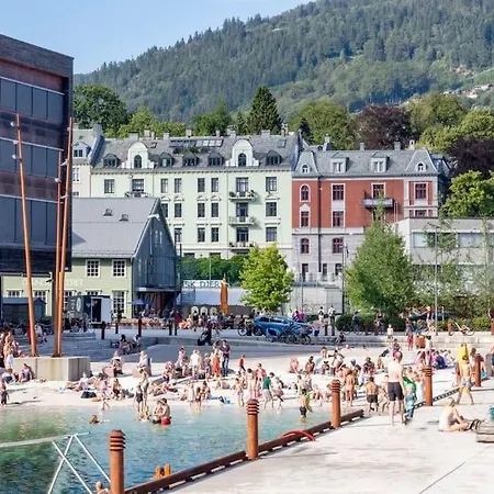 Nydelig Toppleilighet Med Terrasse Midt I Sentrum * Bergen